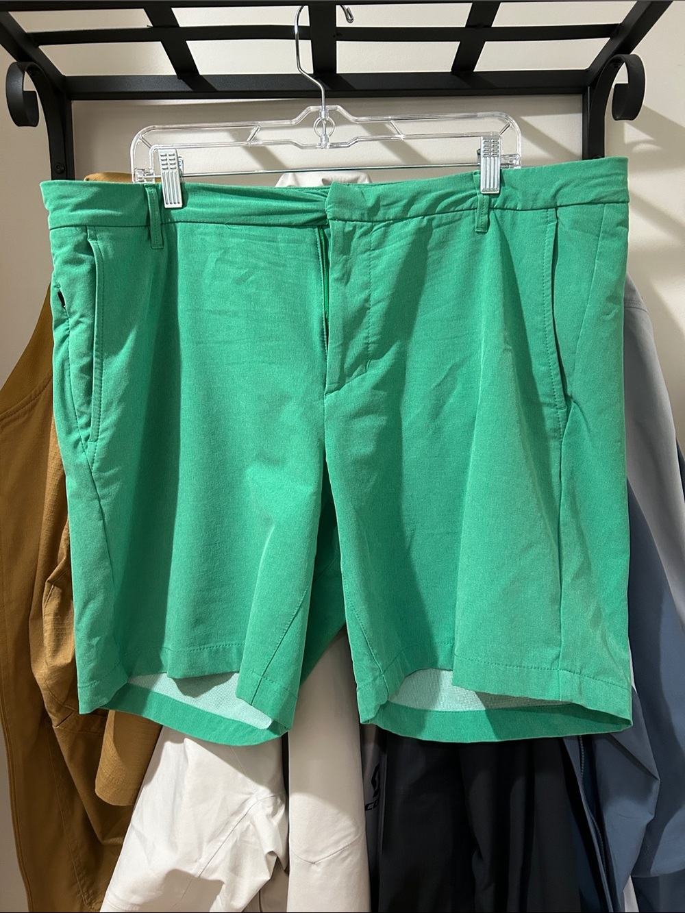 all in motion Men’s 8” Inseam Golf Shorts, 40 Waist